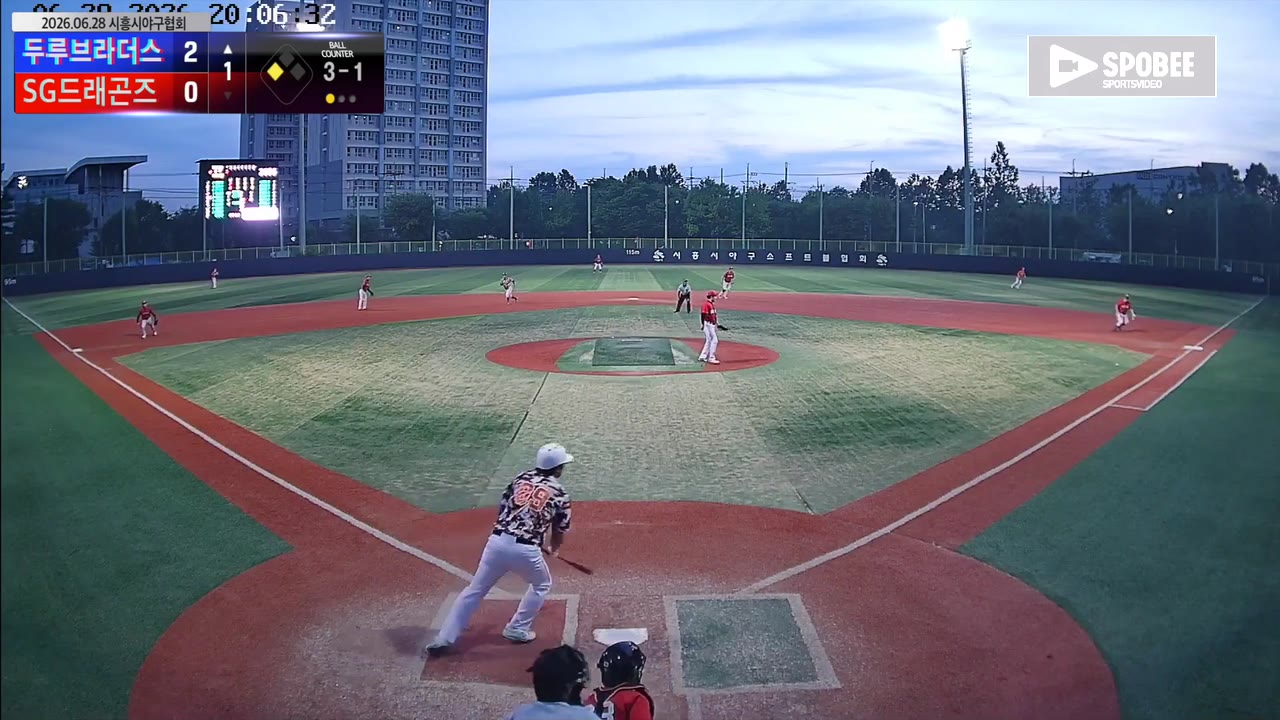두루브라더스, 7회 초 네 점 보태 SG드래곤즈에 8-2 승리